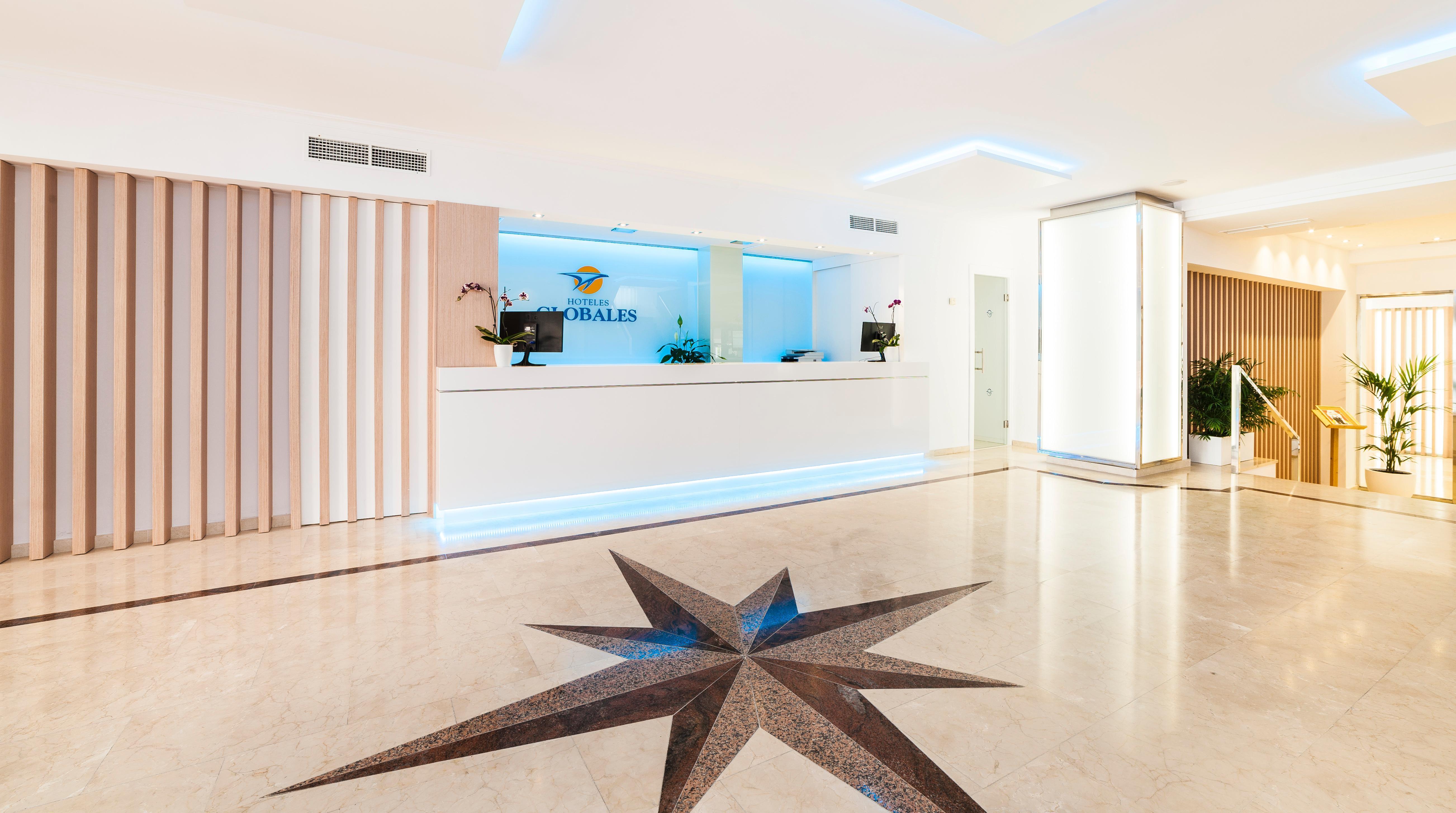 Globales Lord Nelson (Adults Only) 호텔 산토토마스 외부 사진